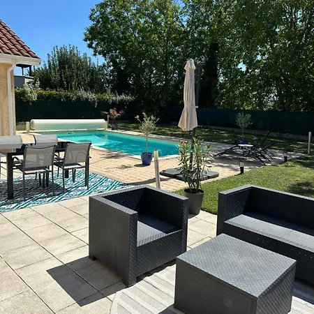 Piscine Proche De Geneve Saint-Genis-Pouilly